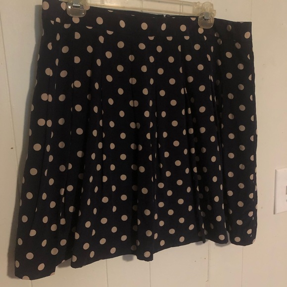 Pleated silk skirt - Picture 2 of 8